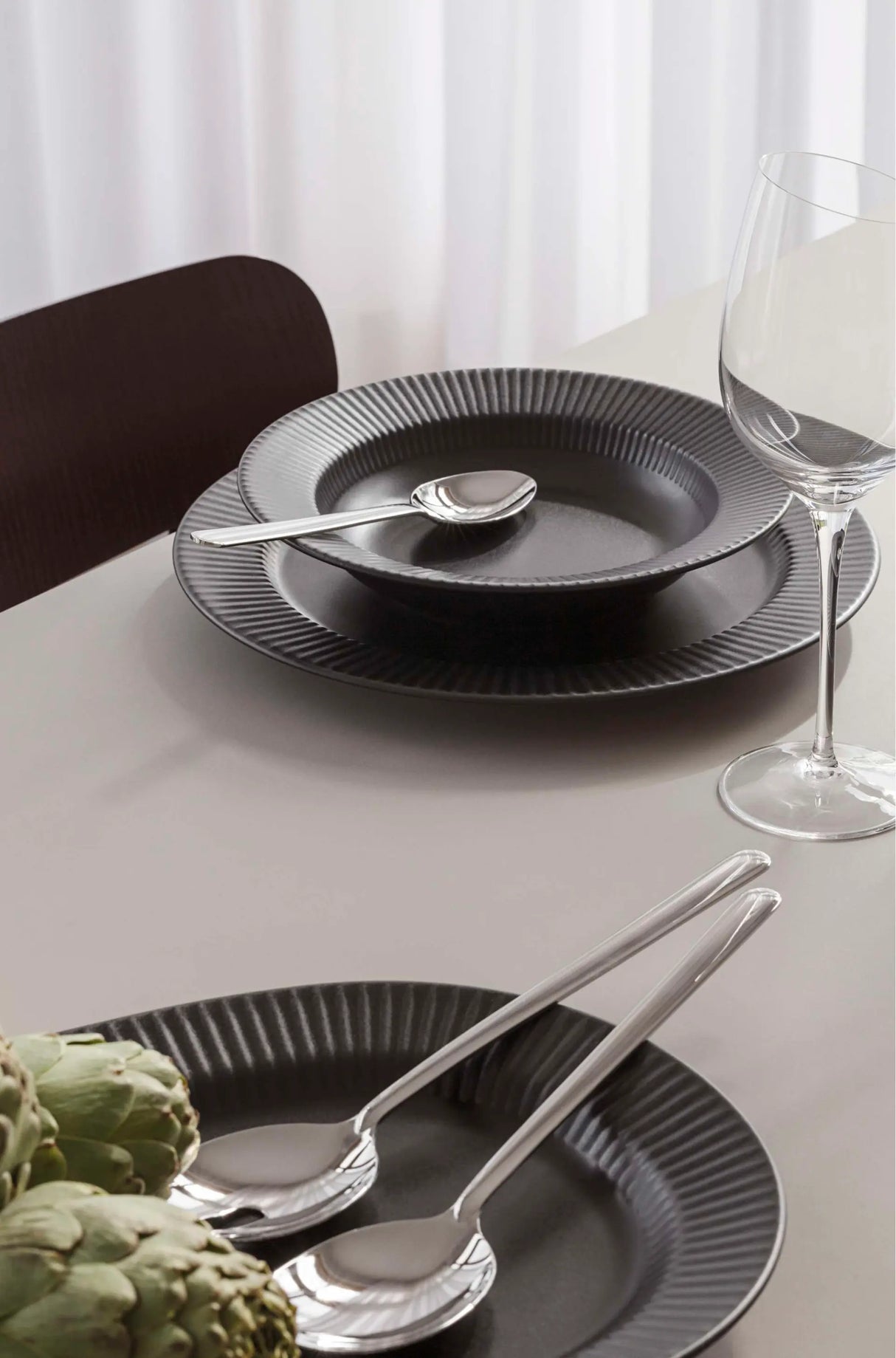 Legio Nova Dinner plate 28 cm Black