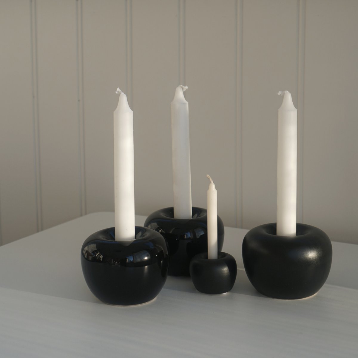 Apple Candleholder Small Black 2 pack