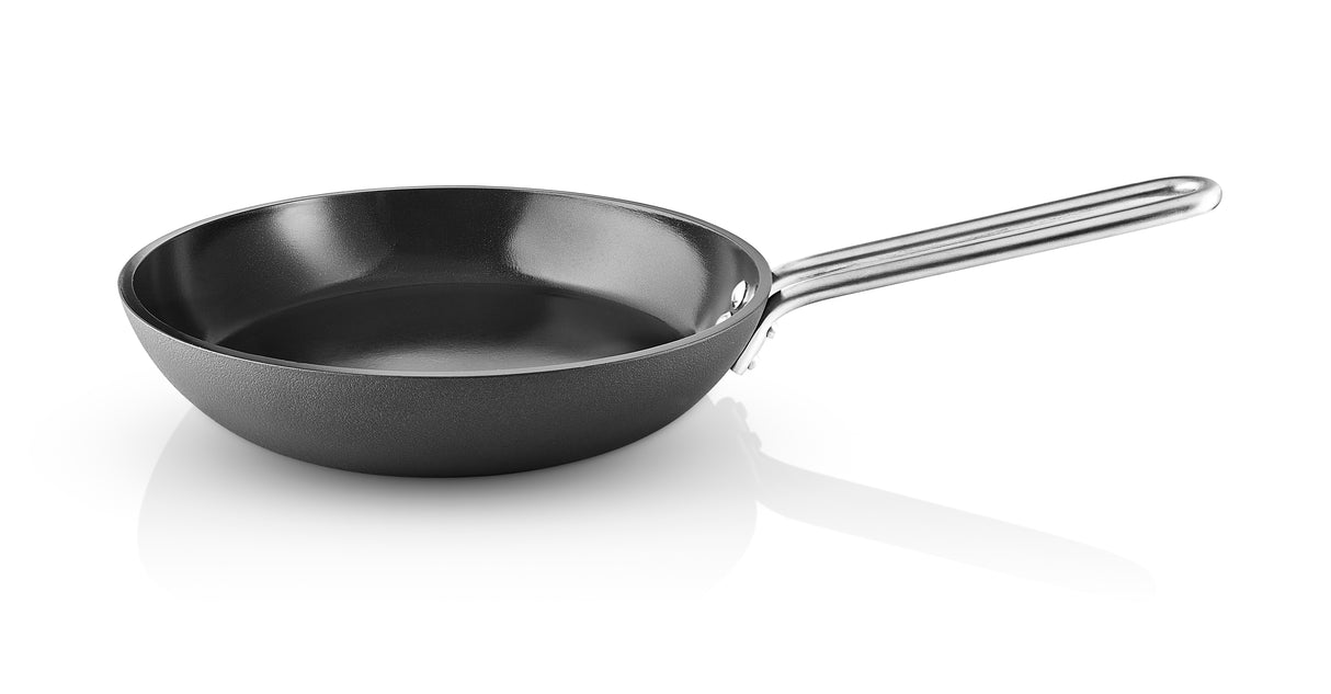 Professional Frying pan 24 cm ceramic Slip-Let® coating