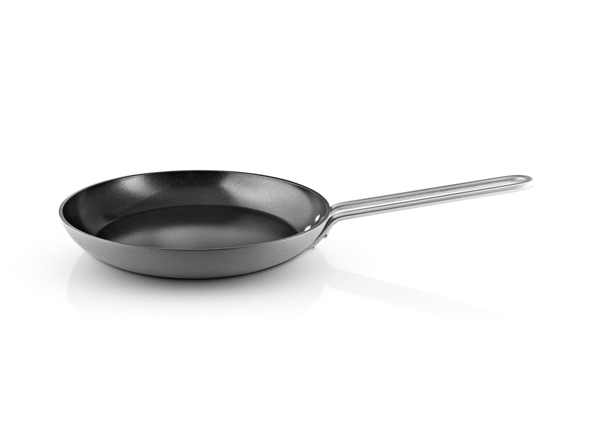 Grey Line Frying pan 24 cm ceramic Slip-Let® coating
