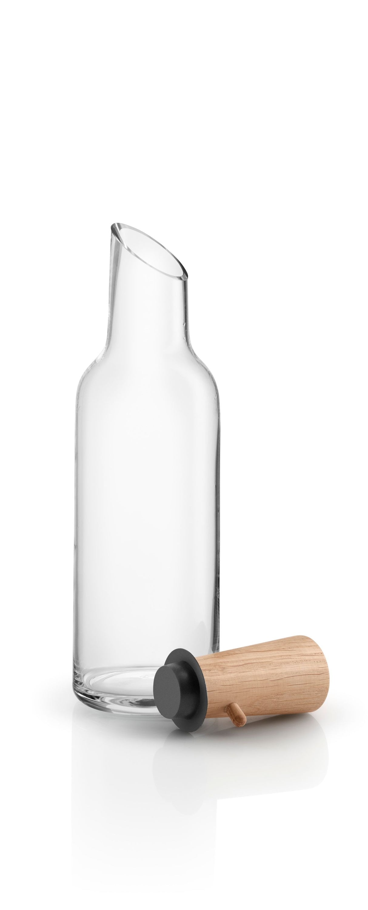 Glass carafe w/wood stopper