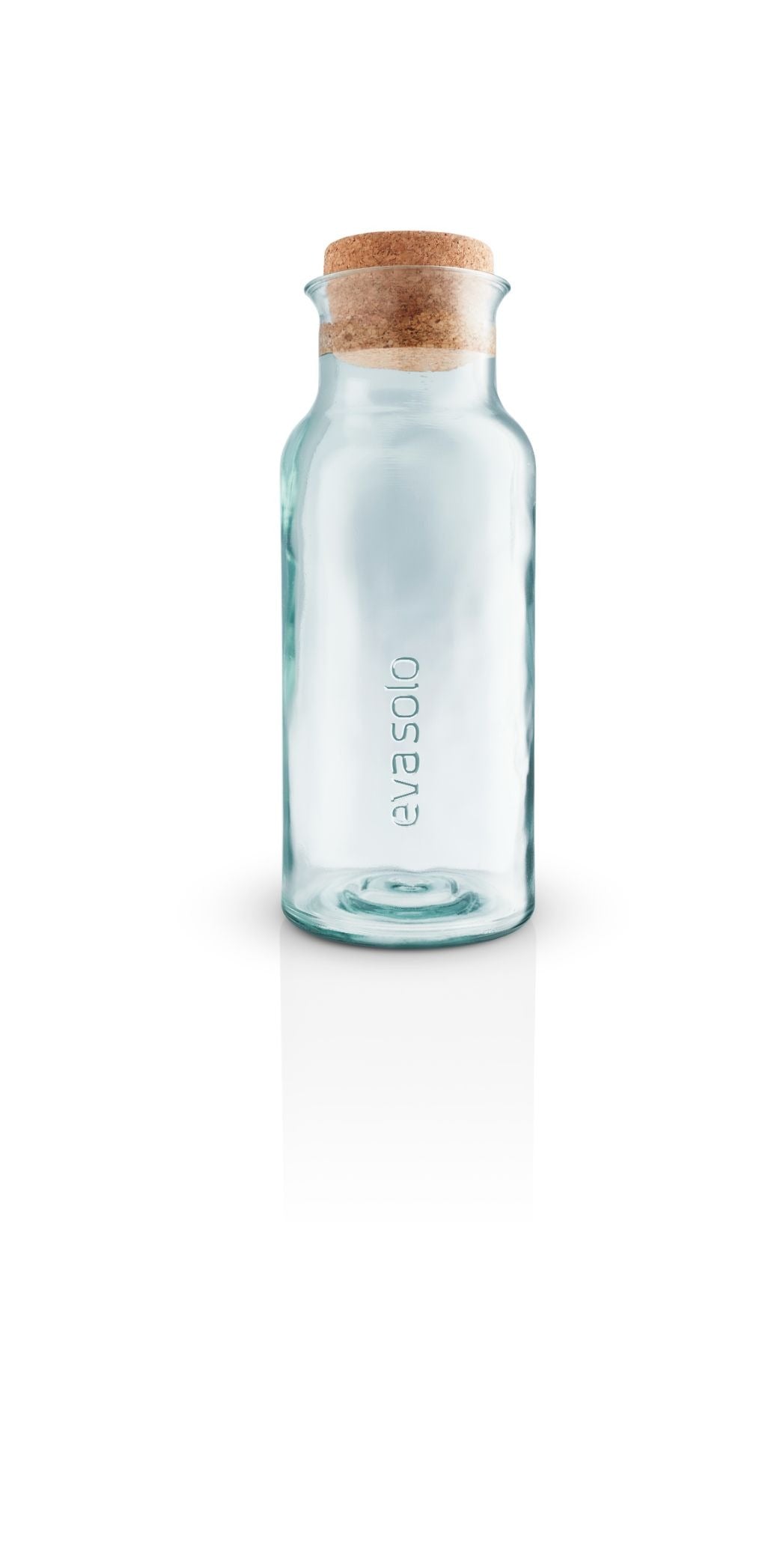 Recycled carafe w/cork 1l