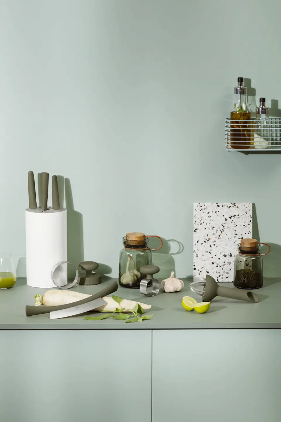 Green tools Citrus press